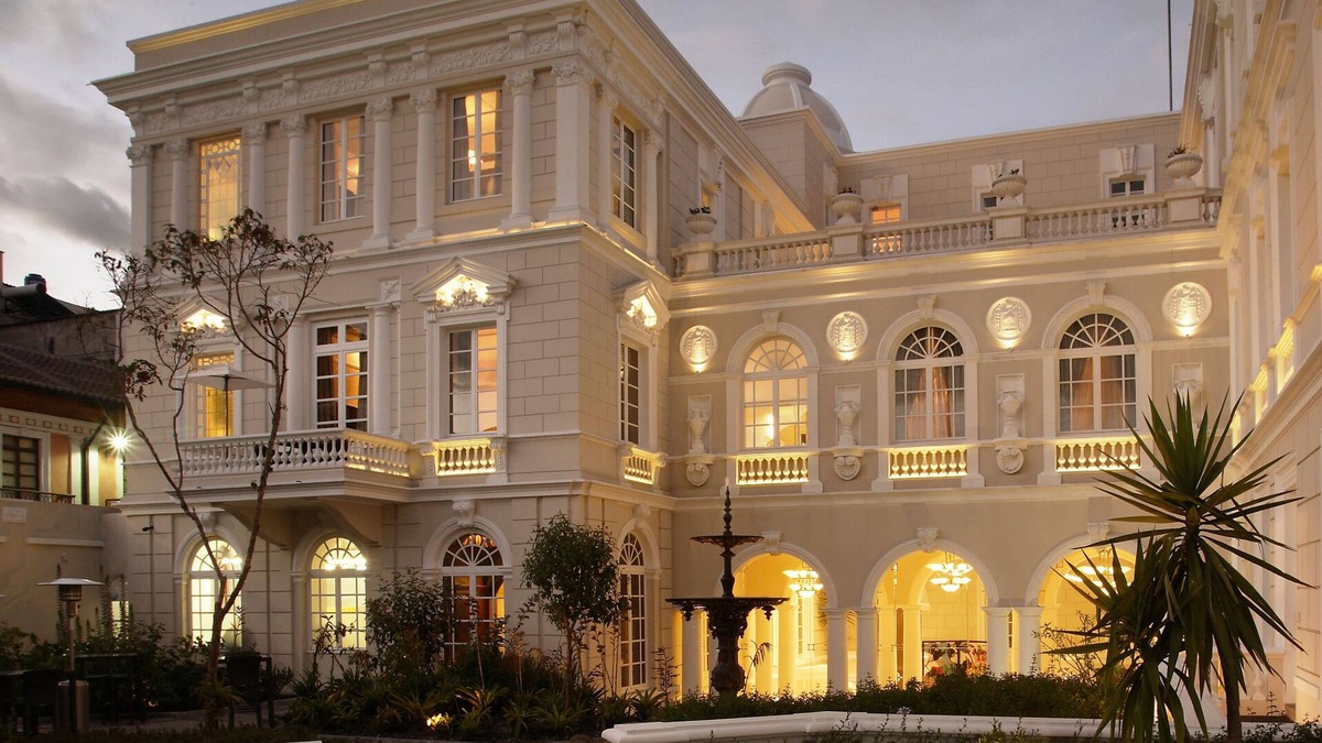 Quito Historic Center Hotel | Casa Gangotena