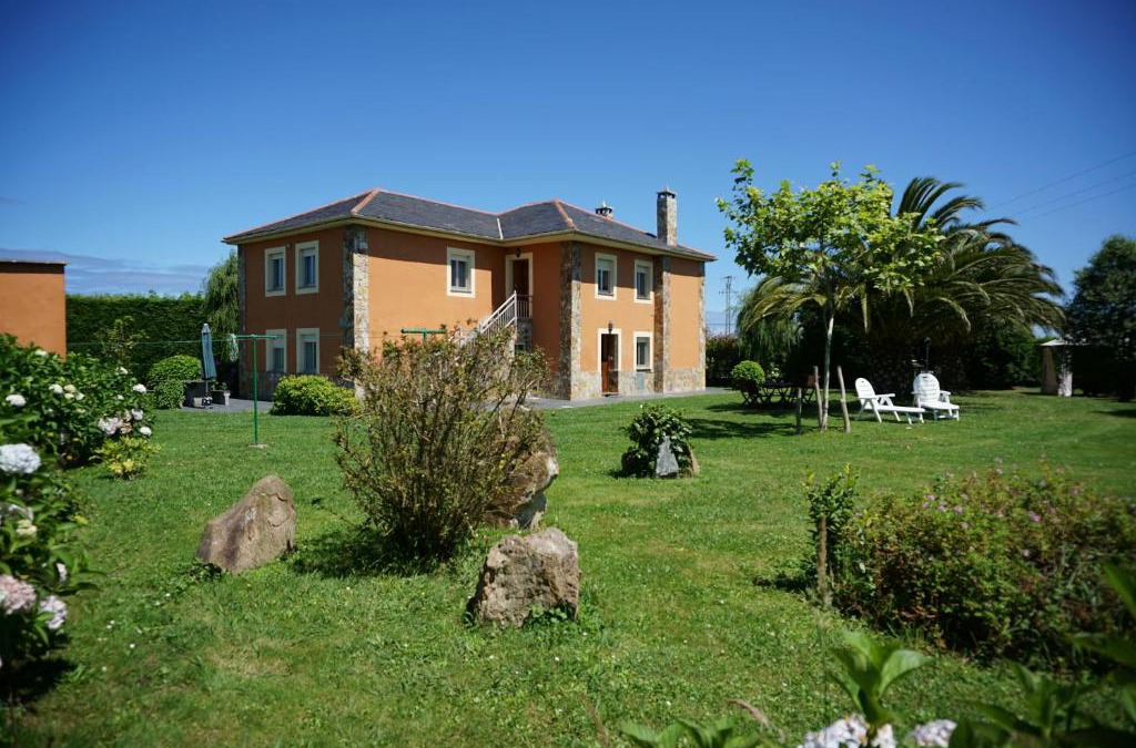 Campos y Salave Apartment | Casa Gayol