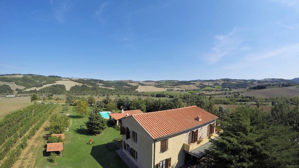 Pomarance Apartment | Casa Girasole Agriturismo Le Selvole Tuscany