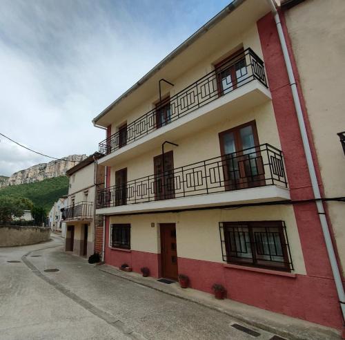 Metauten House | Casa GLORIA