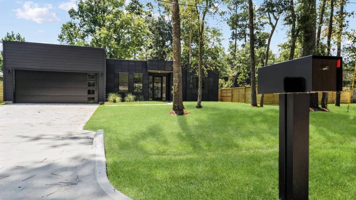 Conroe House | CASA GRANADA - Cozy, Modern, 10 minutes from the Woodlands!