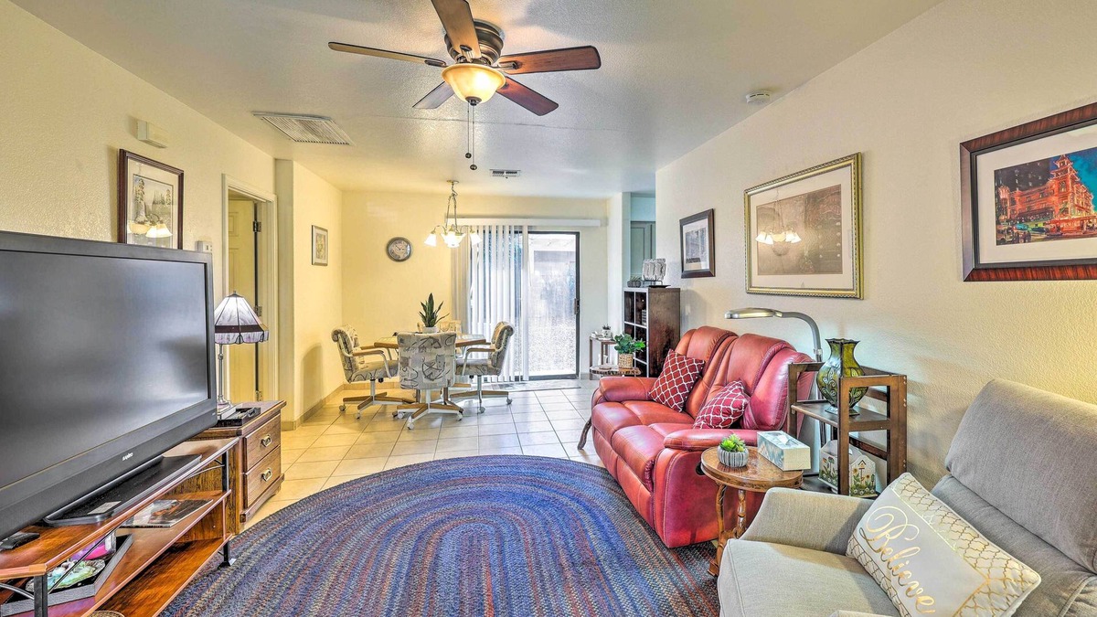 Eleven Mile Corner Condo | Casa Grande Getaway w/Access to Golf Course!