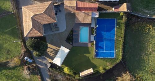 Valenca House | Casa Grande Gondomil com Campo de Padel, Piscina