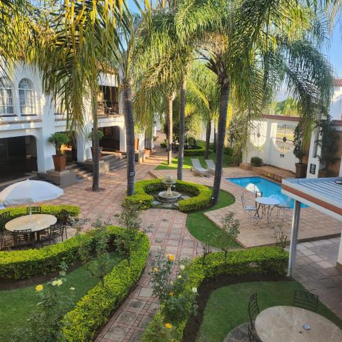 Brits Bed & Breakfast | Casa Grande Guest Lodge