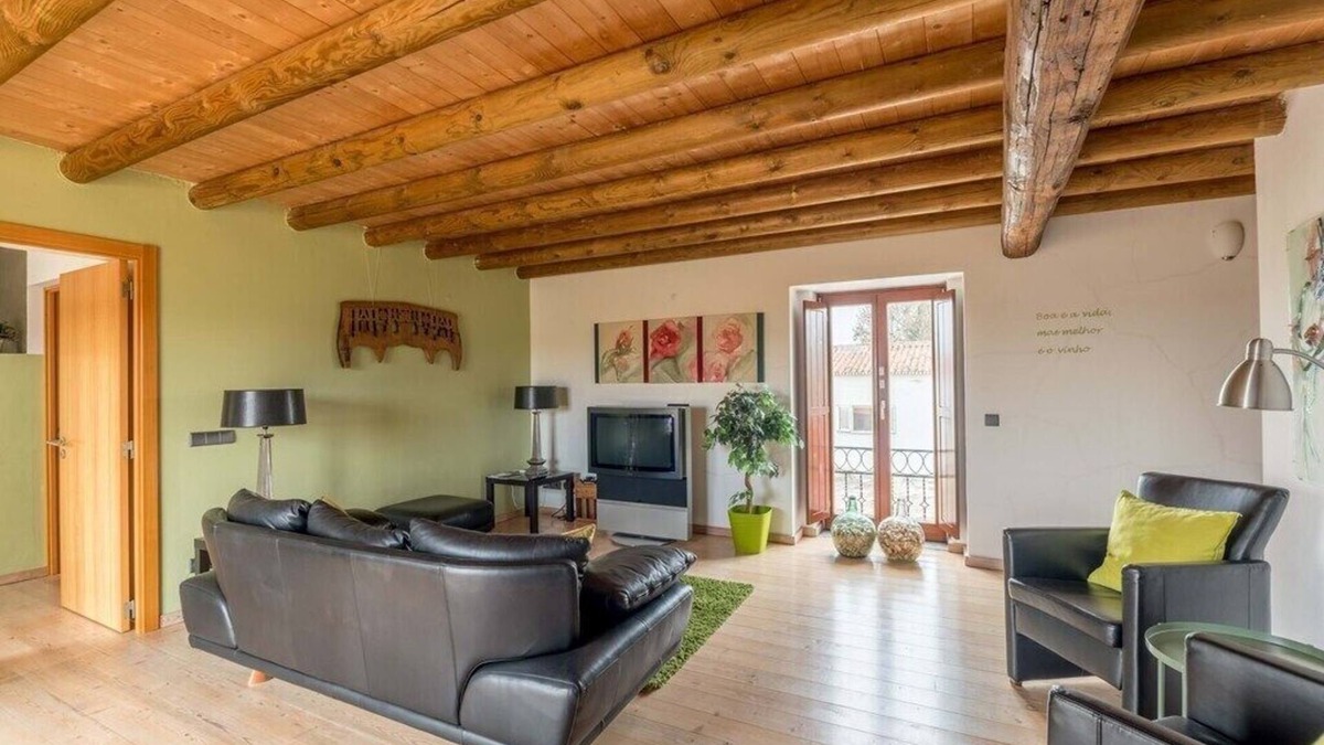 Castelo de Vide House | Casa Grande, spacious, stylish two bedroom Casa, close to Castelo de Vide