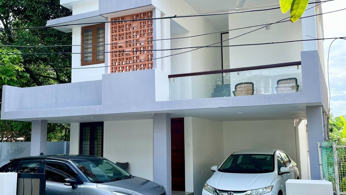 Vazhuthacaud House | Casa Grey Trivandrum
