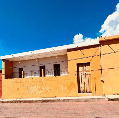 Tonila House | Casa Gualy