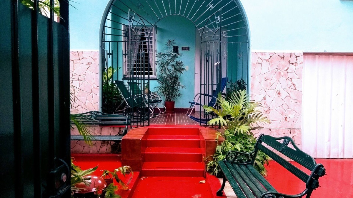 Municipality of Playa Bed & Breakfast | Casa Guevara Alba B&B