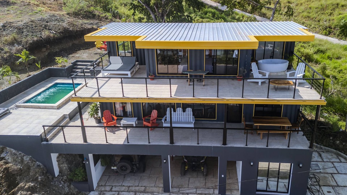 Gaspar Hernandez Villa | Casa Hierro