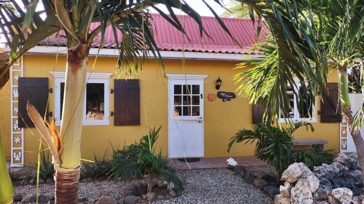 Savaneta Apartment | Casa Hof'i Cunucu w/Pool