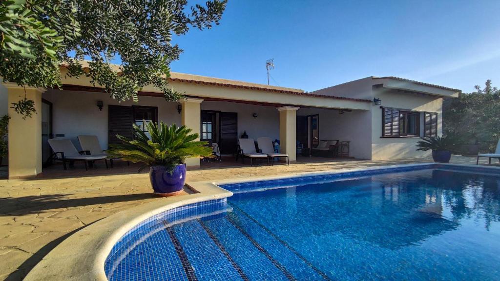 Sant Agusti des Vedra Villa | Casa Ibicenca Con Piscina Privada