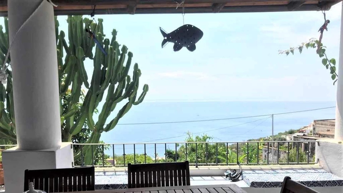 Leni House | Casa Il Peperoncino in the town center, sea view