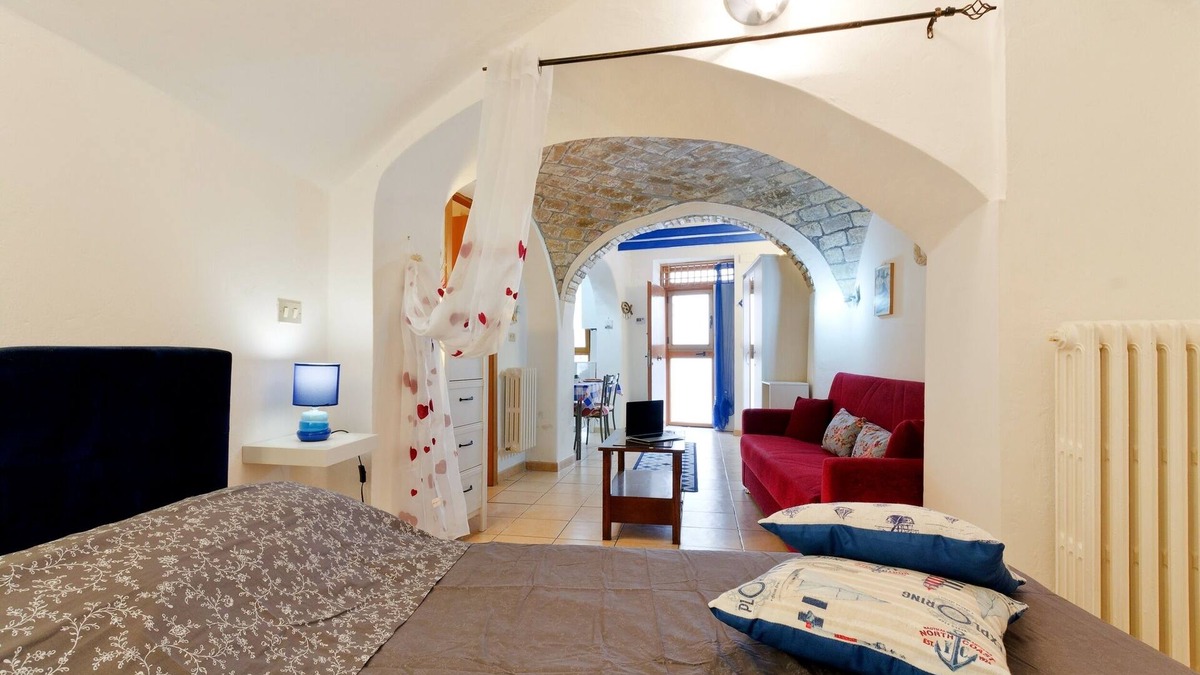 Chieti Apartment | Casa Incantata - Studio Apartment, Sleeps 2