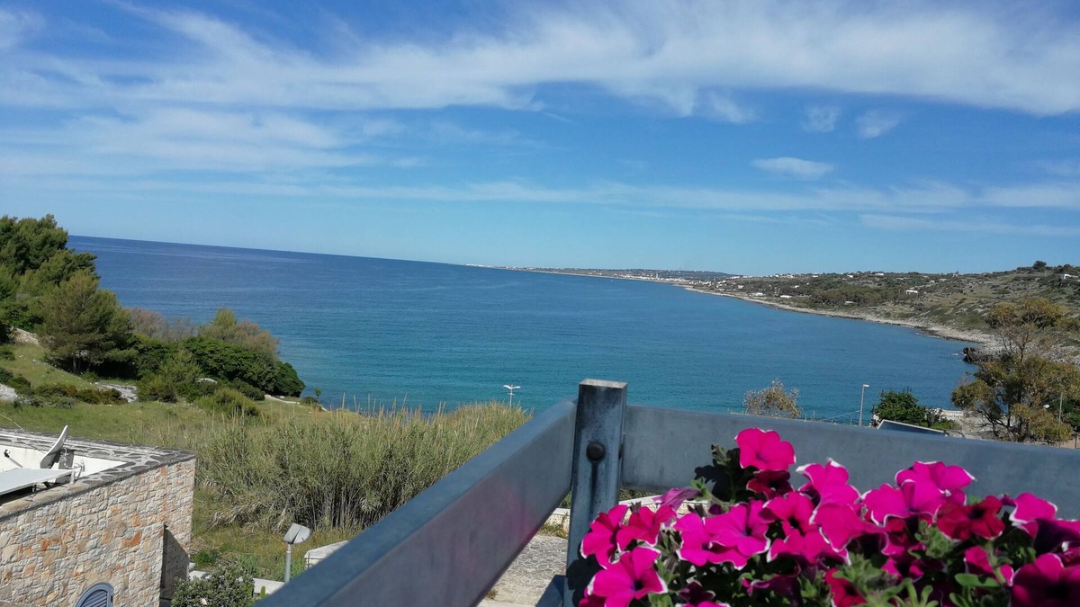 Marina San Gregorio Apartment | CASA BAIA Smeraldo100 MT sea