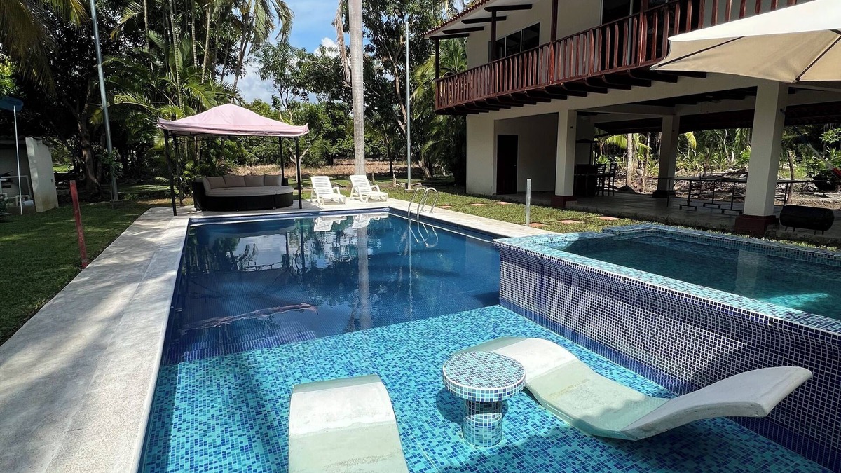 Los Cobanos Villa | Casa Itzae - Beach Villa