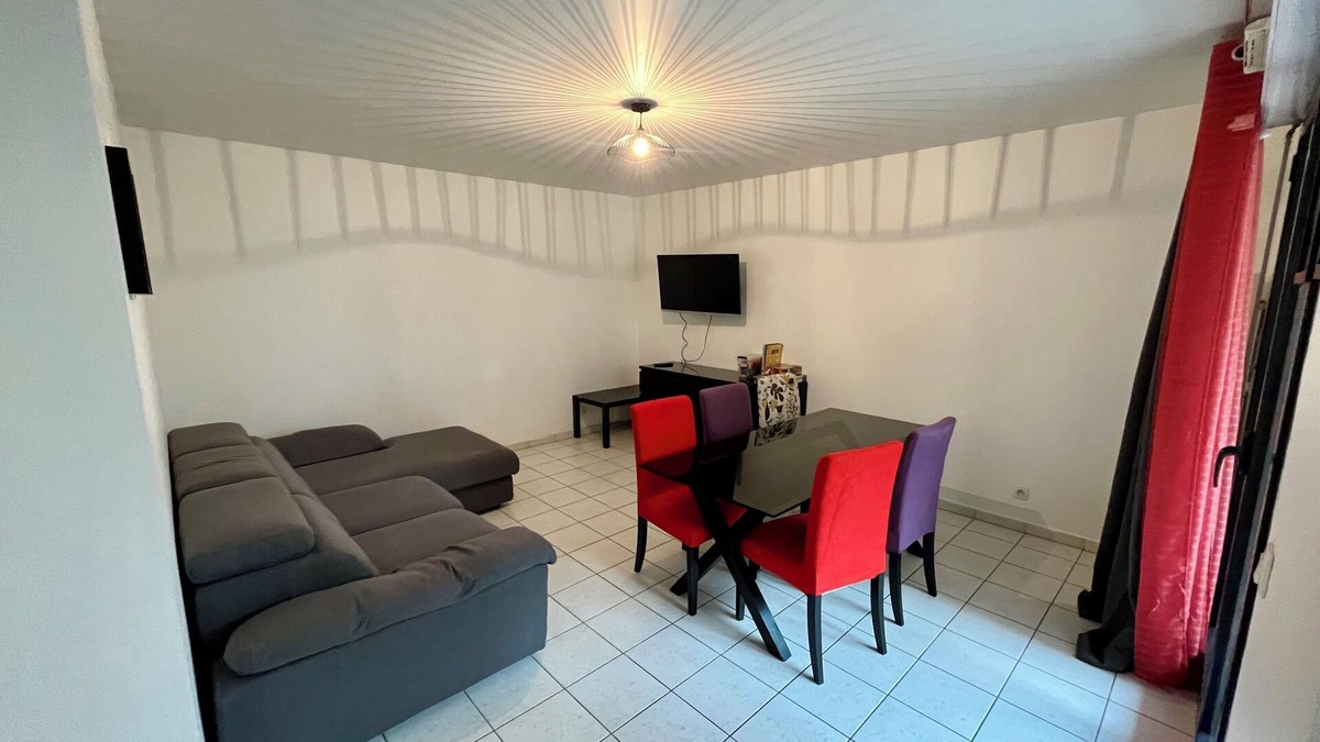Saint-Denis Condo | Casa Jamin - Metro - Wifi - Parking - Dream Host