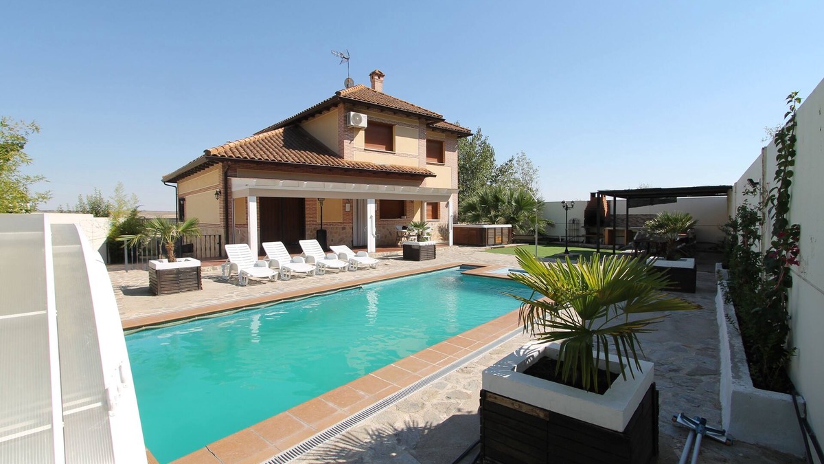 Sesena Ski Chalet | Casa Jardin. TuCasaTemporal