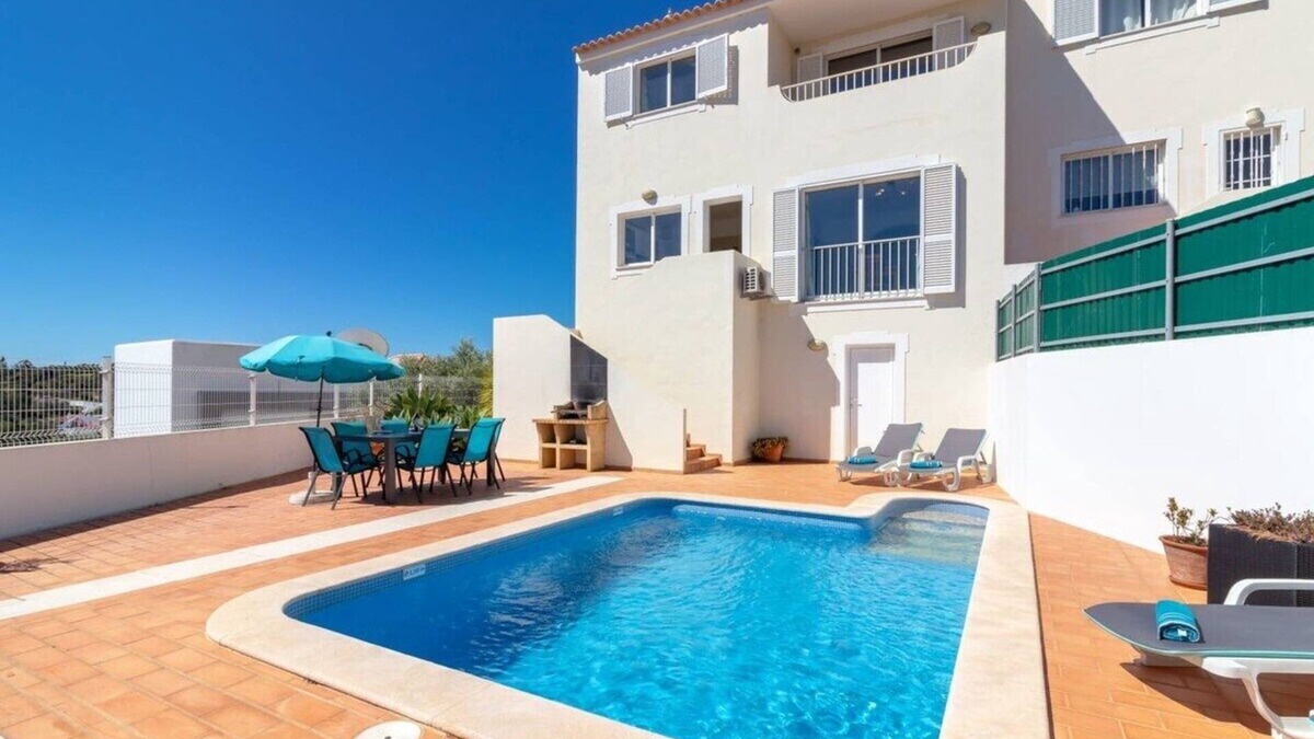 Carvoeiro Ski Chalet | Casa Jasmine - Private pool and just 10 minute walk to beach and town