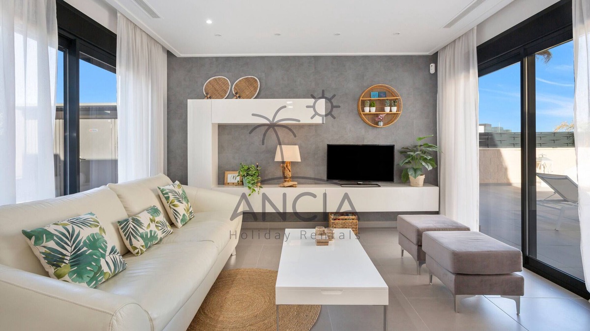 Benijofar Villa | Casa Jint: Luxury holiday villa with private pool and all amenities in Benijofar, Costa Blanca