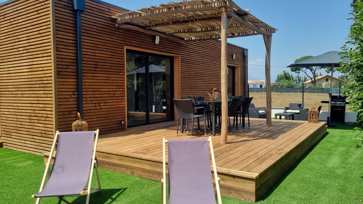 Aleria House | Casa Juliette Wooden house near the village and 5 min from the beach