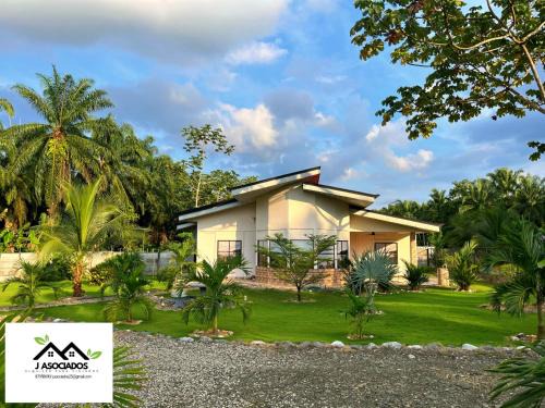 Puerto Jimenez House | Casa July