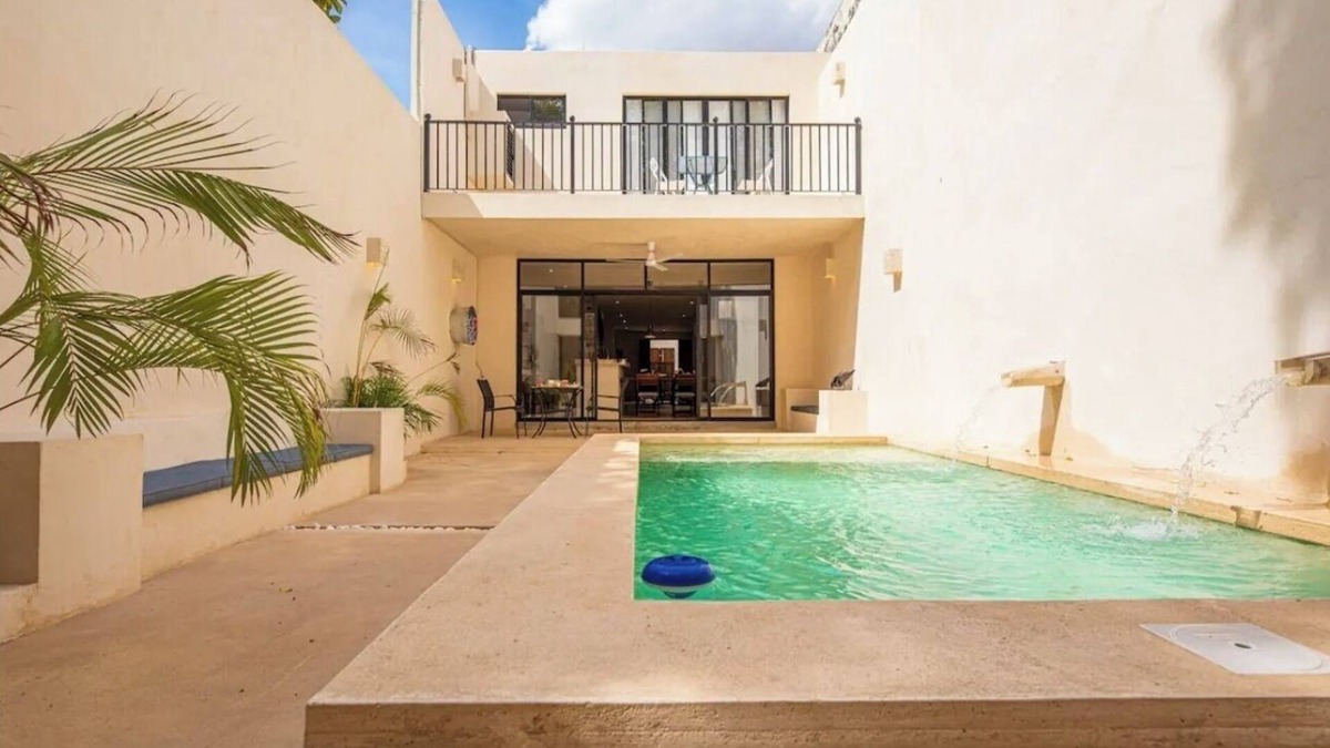 Zona Paseo Montejo House | Casa Kaab Style and Comfort. Paseo de Montejo