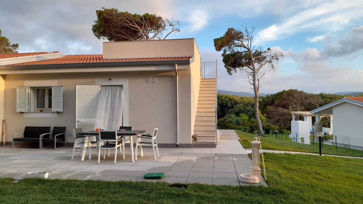San Pietro a Mare House | Casa Kia- Dog Friendly ! excliusive fenced garden in pine forest - sea at 3min.