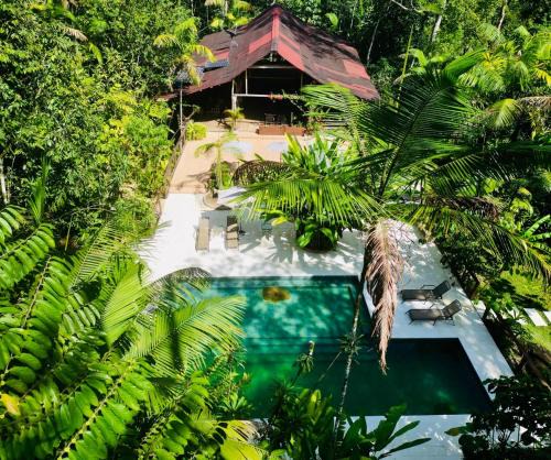 Coffee Triangle Cabin | Casa Kiwi Lodge