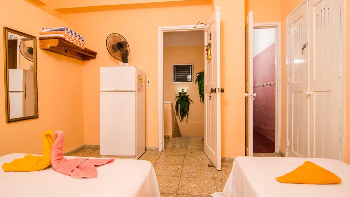 Centro Havana Bed & Breakfast | Casa klensy y Danny