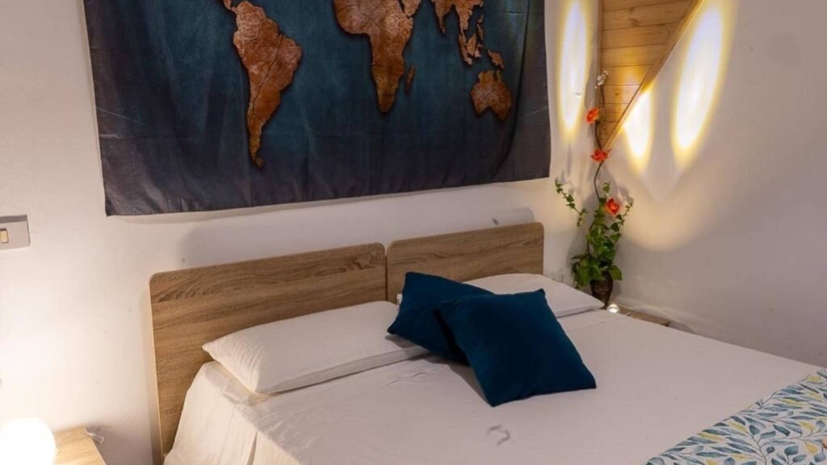 Caccamo Villa | Casa Lachesi: Double Room Jacuzzi, Sauna and seasonal pool