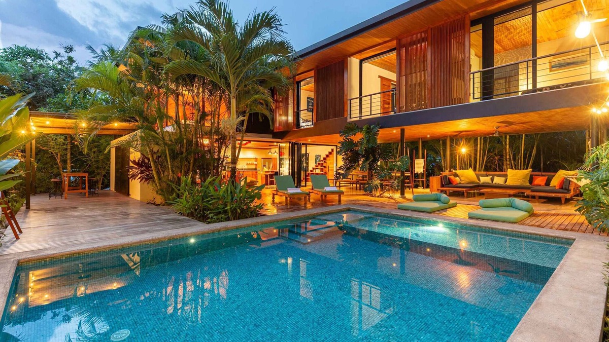 Playa Hermosa Cobano House | Casa Lalu 4 Bedroom Home Steps from Hermosa Beach