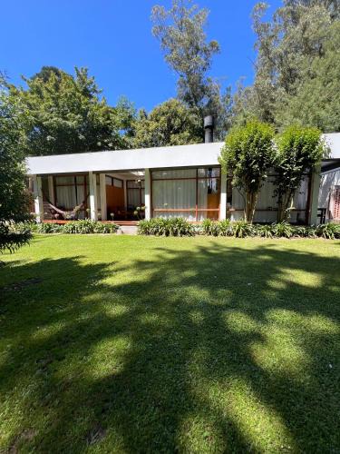 Bosque Peralta Ramos House | Casa Las Margaritas