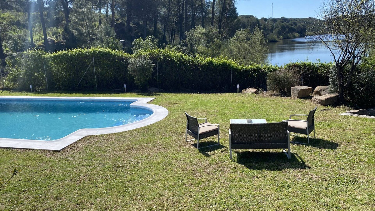 Las Jaras Apartment | Casa Las Terrazas del Lago Rural Lodging