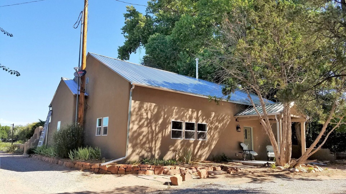 Nambe House | Casa LaVina at "Casitas on the Vineyard" in Nambe, Santa Fe County, NM