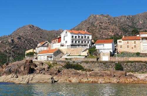 O Pindo House | CASA LELA