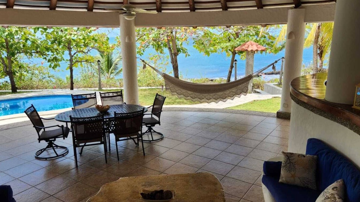 El Transito Villa | Casa Lighthouse beachfront with pool and a 3rd story view outdeck