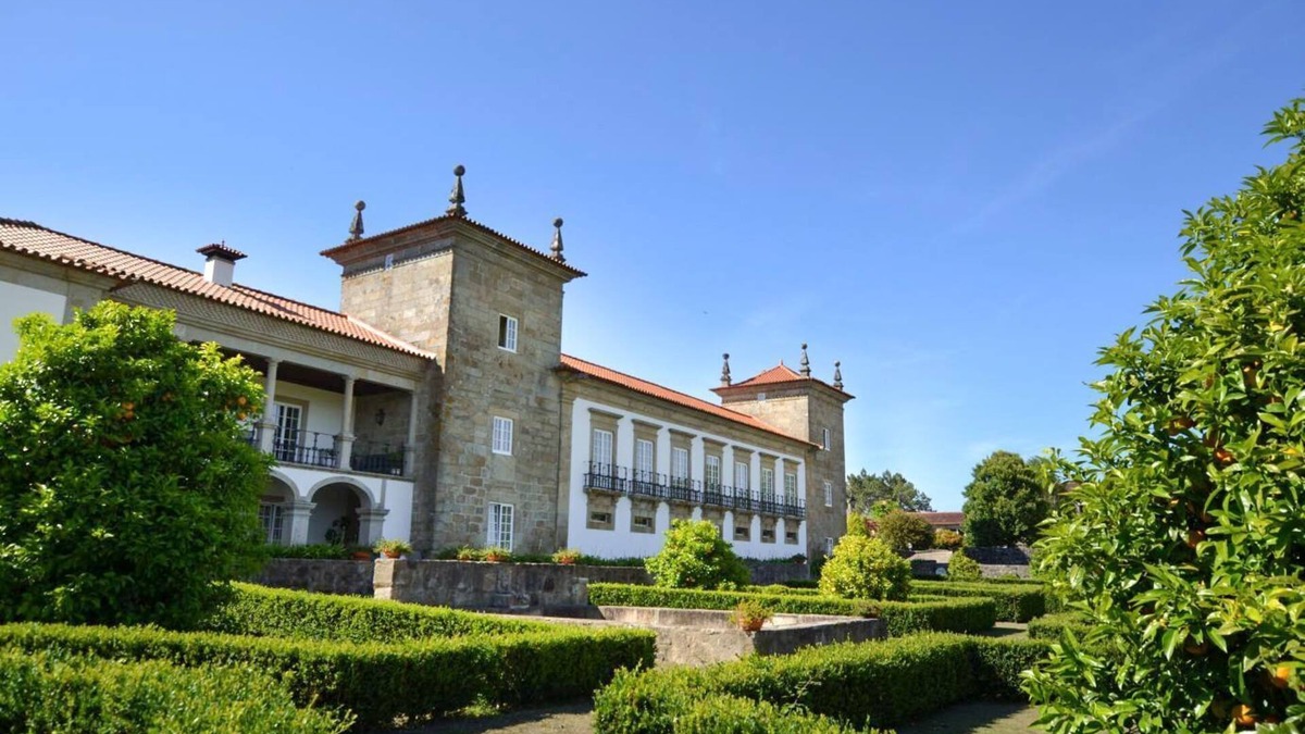 Cossourado Villa | Casa Ligia - Ten Bedroom Villa, Sleeps 23