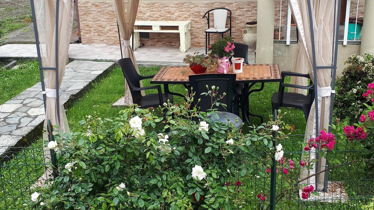 Beverino House | Casa Lilly is located in the hills near the 5 lands