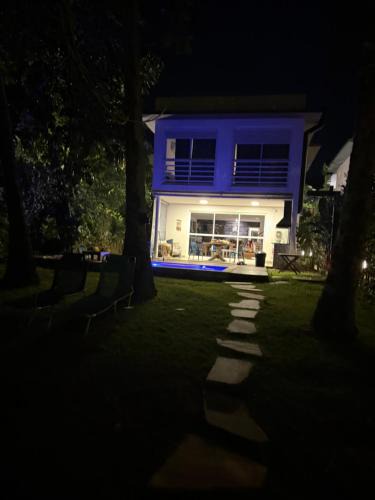 Guaratiba House | Casa linda em Guaratiba RJ Pé na areia