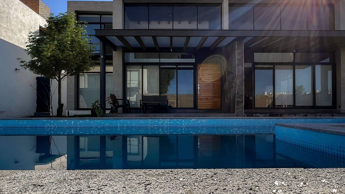 Centro House | Casa Loft a 5 min del Centro de Tequisquiapan con Terraza Frente a la Alberca