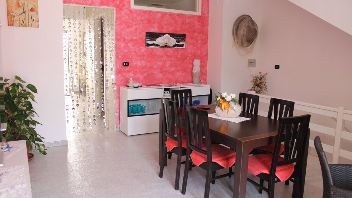 Marina di Novaglie Apartment | "CASA LORY" Lovely APARTMENT 500 meters from the sea. RELAXATION IN TWO WORDS