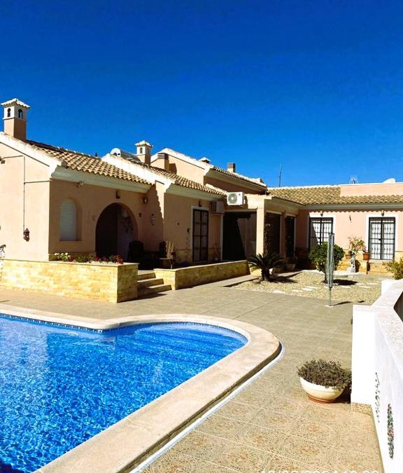 Arboleas Villa | Casa Los Gilabertes