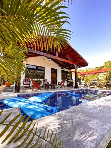 Canton Hojancha House | Casa Los Ninos