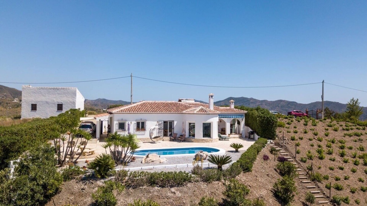 Canillas de Aceituno Villa | Casa Lucía, luxury villa (6)