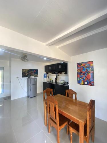 Catangnan House | Casa Luna 2 by Angelito's