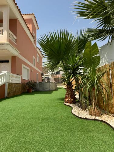 Calabardina House | Casa Luz De Alba