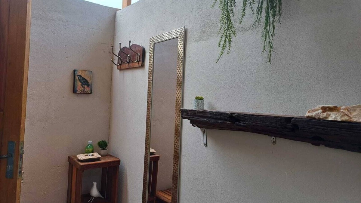 Praia da Enseada House | Casa Luz do Sol - Praia da Enseada Ubatuba n270 mt da PraianAceitamos seu PET