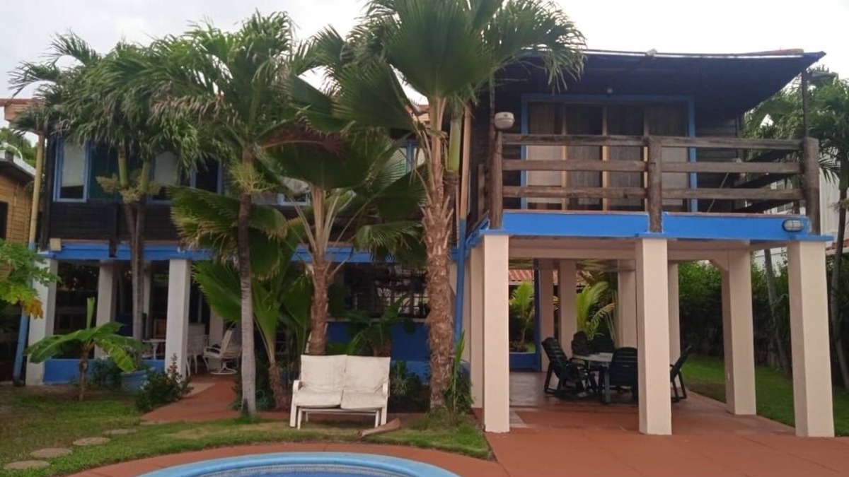 Pochomil House | Casa Madera del playa