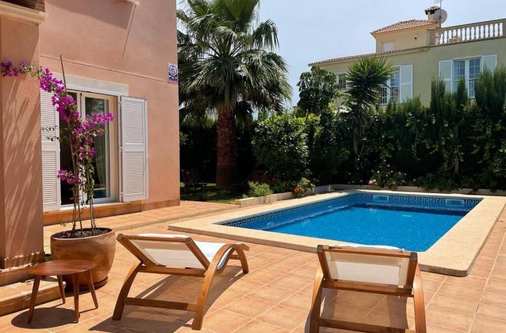 Puig de Ros Apartment | Casa Mar Blau - mediterranean house