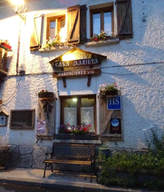 Canfranc-Estacion House | Casa Marieta